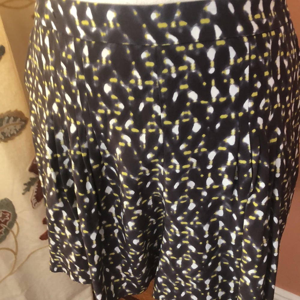 Halston H Hertaqe Split skirt - Picture 2 of 9